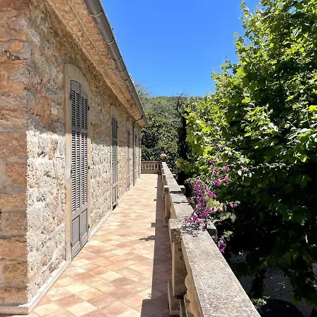 לינה וארוחת בוקר Villa Magdala-Chambre D'Hotes 5 3*