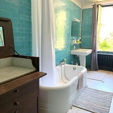 לינה וארוחת בוקר Villa Magdala-Chambre D'Hotes 5 הייר