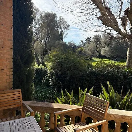 Bed and Breakfast Villa Magdala-Chambre D'Hotes 5 Ιέρ
