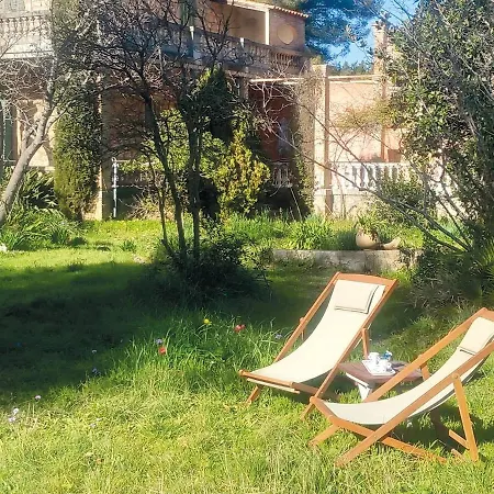 Villa Magdala-Chambre D'Hotes 5 Bed and Breakfast